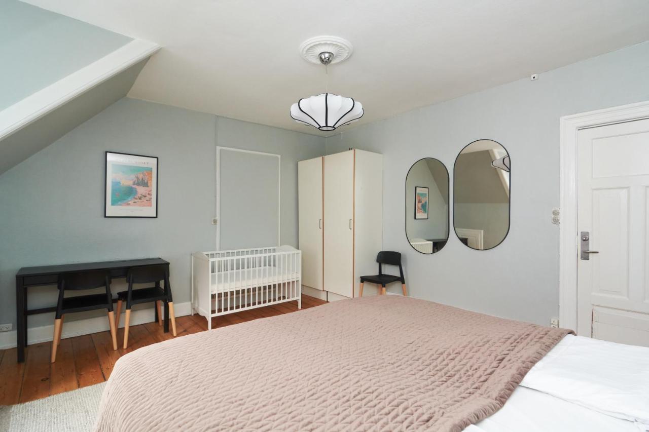 Stylish 5 Person Apartment In Vibrant Urban Area Копенгаген Экстерьер фото