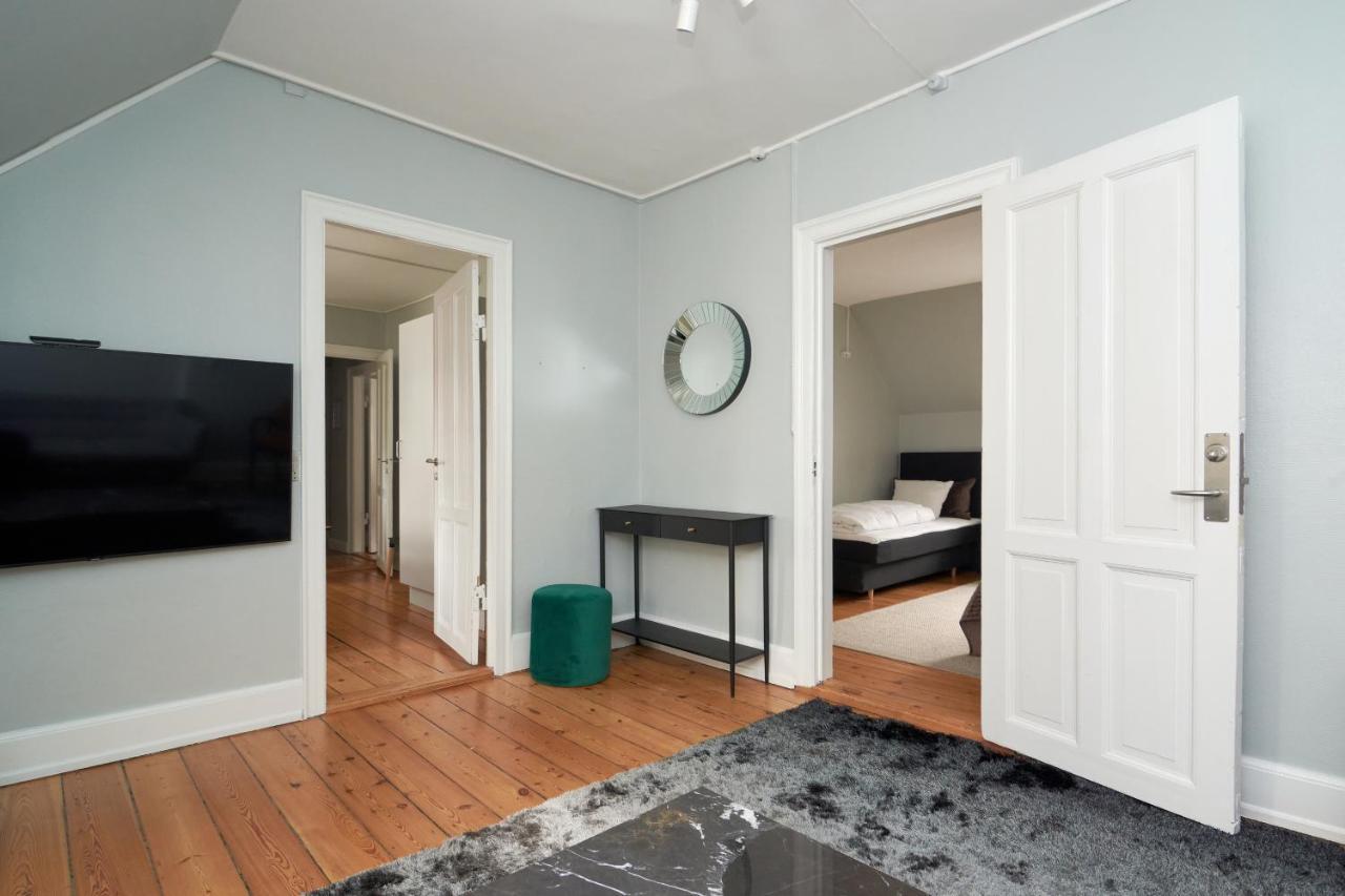 Stylish 5 Person Apartment In Vibrant Urban Area Копенгаген Экстерьер фото