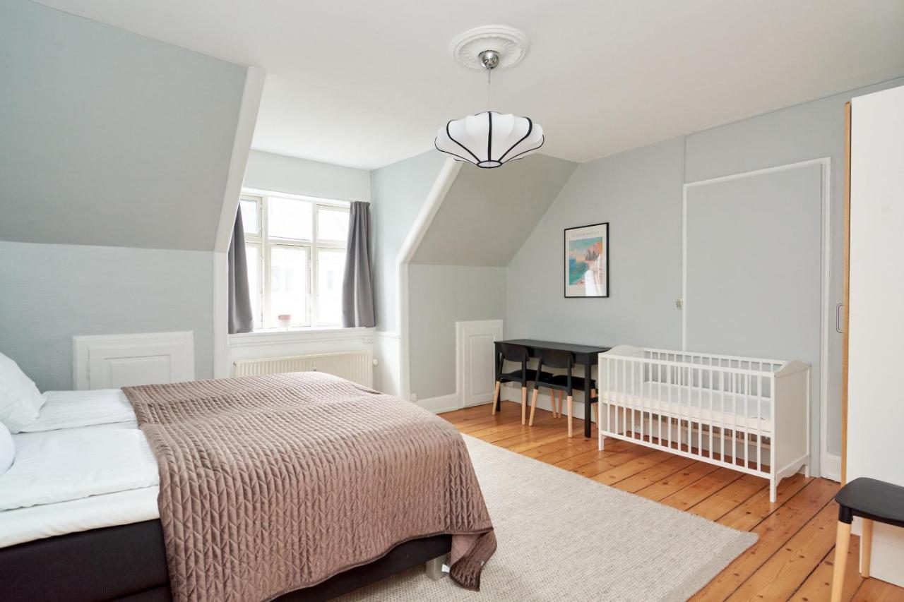 Stylish 5 Person Apartment In Vibrant Urban Area Копенгаген Экстерьер фото